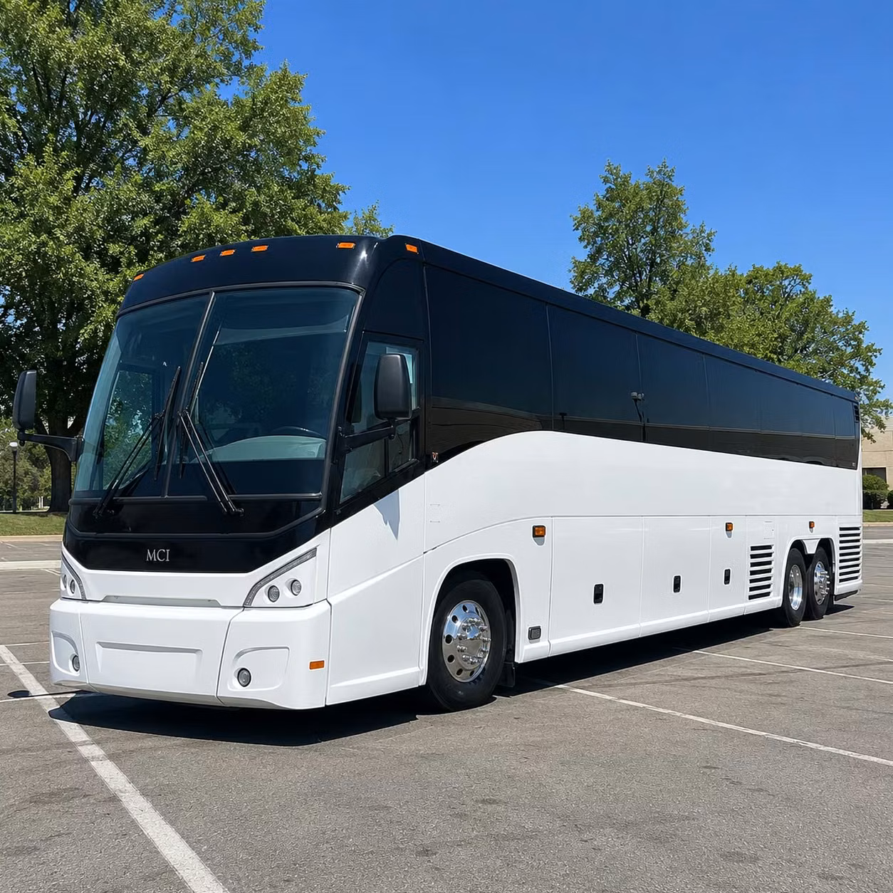 airport shuttle service for davenport business travelers flying through moline or chicago