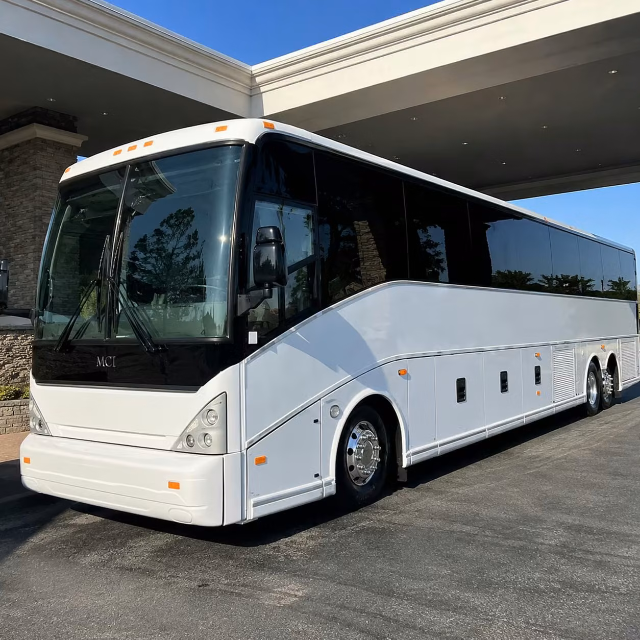 bus rental options for davenport trips