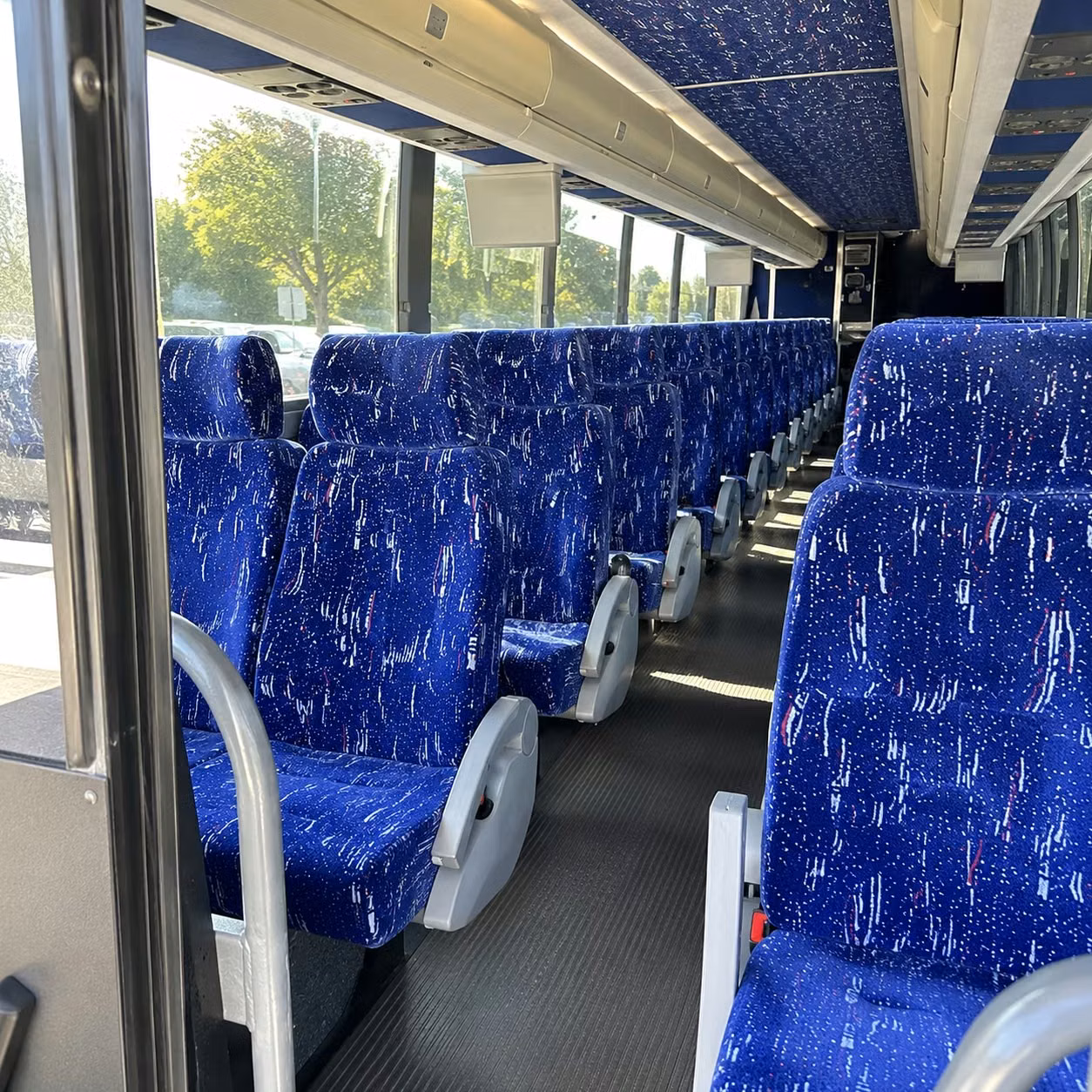 davenport charter bus hero 2