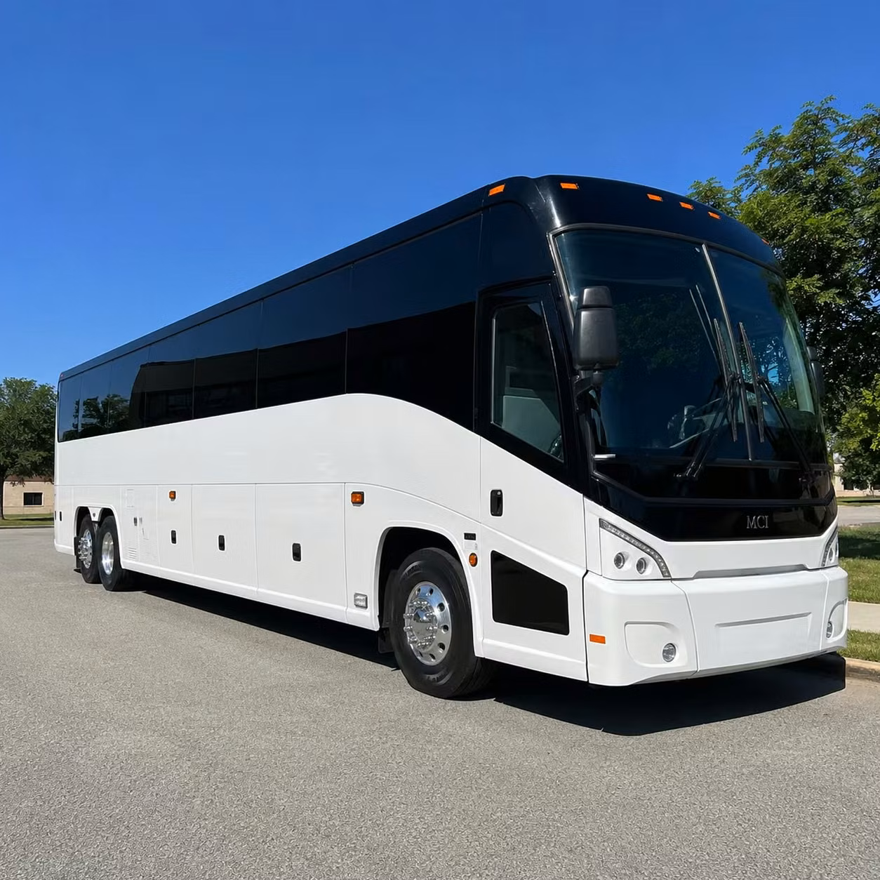 davenport charter bus rental fleet