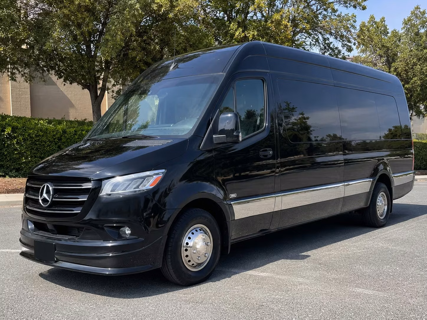 employee shuttle services in davenport